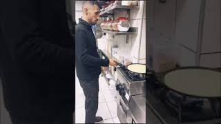 Krep operasyonu krepnasılyapılır viralvideo tarif chef food trending icecream pratik [upl. by Colligan136]