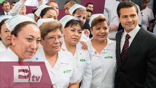 Peña Nieto encabeza festejo del Día de la Enfermería Mariana H [upl. by Prasad]