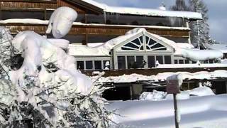 Schneefräsen am Sonnenbichl Hotel am Rotfischbach bei Oberstdorf [upl. by Nyral]