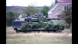 Schützenpanzer CV90 im Gelände fahren  CV90 Infantry fighting Vehicle in terrain [upl. by Ava729]