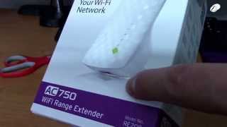 Uniwersalny wzmacniacz sieci bezprzewodowej TPLink AC750 RE 200 Unboxing [upl. by Nrol]