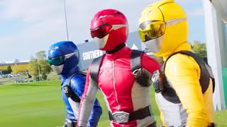 Les Power Rangers sassemblent 🐅 Beast Morphers ⚡ Power Rangers Pour Les Enfants [upl. by Hplodur]