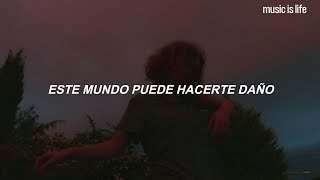 Mark Ronson amp Miley Cyrus  Nothing Breaks Like A Heart  Español [upl. by Mccullough]