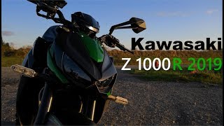 KAWASAKI Z1000 R 2019  questce qui change [upl. by Inilam]