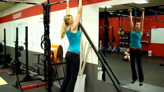 Team CrossFit  Jessica does 3 DEAD HANG pull ups [upl. by Zarihs]