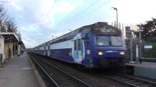 BB27300 et VB2N  Sans arrêt en gare de Saint Ouen lAumone lEglise sur la ligne J du Transilien [upl. by Ysak]