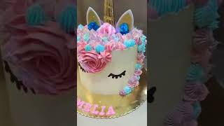 gâteau anniversaire thème licorne goût vanille framboise 😍😍😍😍 [upl. by Kahler]