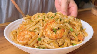 Udon Stir Fry Noodles 15 Minutes Garlic Shrimp Udon Noodles Delicious amp Easy Dinner [upl. by Joye37]