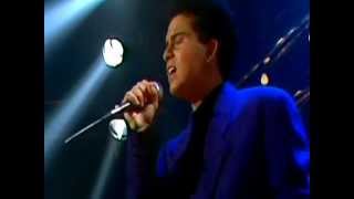 Glenn Medeiros  Nothing Gonna Change My Love For You Live 1988 [upl. by Allsopp225]