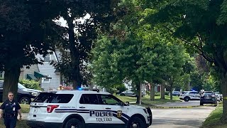 Toledo Police shoot at suspect roads blocked off in West Toledo [upl. by Kalb]