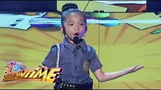 MiNiME ni Venus Raj ipinakita ang kakaibang talento sa pagtula [upl. by Purcell422]