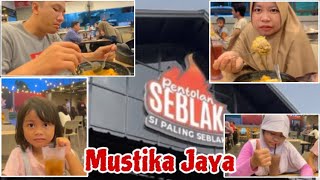 RASANYA MENYALA 🔥🔥 PENTOLAN SEBLAK MUSTIKA JAYA [upl. by Yrovi]