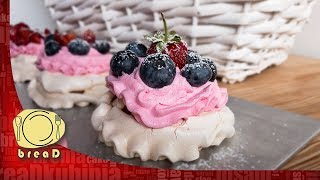 Mini Pavlove tortice  Mini Pavlova Cakes  breaD [upl. by Freed]