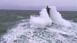 Big waves hitting lighthouse [upl. by Zubkoff]