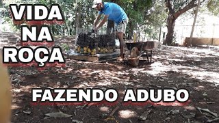 Como é uma quotcomposteiraquot  fazendo adubo na roça 🏡🌳 [upl. by Kampmeier]