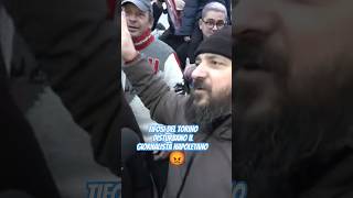 Tifosi disturbano giornalista napoletano Napoli Torino [upl. by Liss]