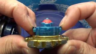 Beyblade How to break in 4D system bottoms ベイブレード [upl. by Hgielra]