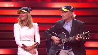 Helene Fischer im Duett mit Otto Waalkes  Im Wagen vor mir  Henry Valentino Cover  Show ZDF HD [upl. by Leiva]