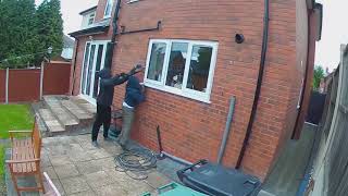 Burglars caught on CCTV breaking into a house in broad daylight [upl. by Tol]