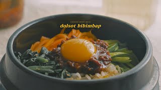 돌솥비빔밥  Dolsot bibimbap Korean stone pot bibimbap  Honeykki 꿀키 [upl. by Tatianna]