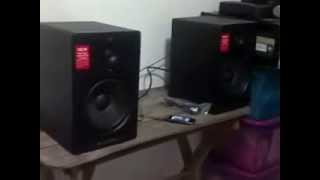 Monitores de estudio ACTIVOS MAudio BX8 D2 [upl. by Arta]