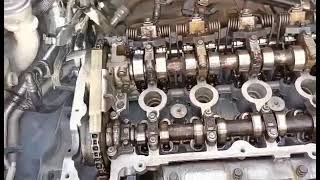 Calage la chaine distribution moteur 14 VTI 95cv كراج لاشين محرك [upl. by Arfihs]