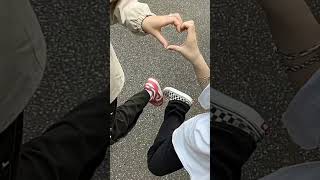 PHOTO POSE IDEAS FOR BESTIES 💗🌷 shorts fypシ゚viral posesidea besties poseforbesties subscribe [upl. by Loy]