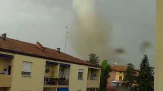 tornado castelfranco emilia mo [upl. by Kuhlman]