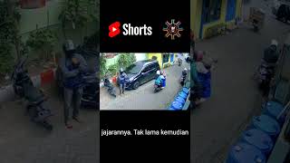 Rekaman CCTV maling part 10 cctv cctvindonesia maling malingmotor viralvideo viralshorts [upl. by Michigan]