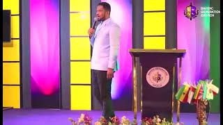 POWERFUL WARFARE CHANT BY EVANGELIST LAWRENCE OYOR [upl. by Legin289]