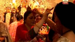 Koel and Reshmi at the sindoor khela ceremony [upl. by Eatnahc]