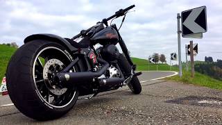 Harley Davidson Softail Breakout Ride 102015 [upl. by Vachil]