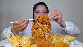 MUKBANG MIE GACOAN Level 8 lagi🔥🥵‼️ [upl. by Yacano90]