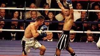 BREATHTAKING “PRINCE” NASEEM HAMED VS WAYNE MACCULOUGH WORLD TITLE FIGHT [upl. by Airotcivairam]