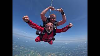 Carving skills team in skydiving Enjoy [upl. by Gelasias]