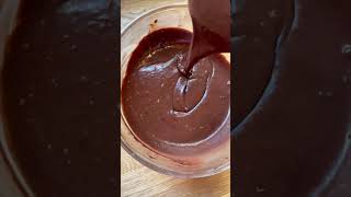 Layer Cake Chocolat 100 au MicroOndes  Recette Facile et Rapide [upl. by Norvun]