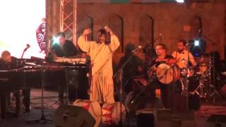 quotRa7lou Bikquot Mahmoud Arfaoui  Extrait su spectacle quotParfumsquot de MohamedAli Kammoun [upl. by Tabbi]