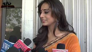 MAHI GILL Promotes Saheb Biwi Aur Gangster Returns [upl. by Bowerman763]