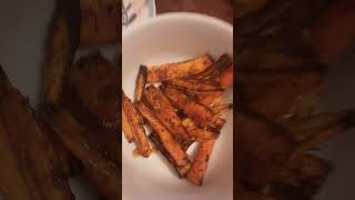 Cooking honey glazed carrots in air fryer cooking cookingathome airfryercooking [upl. by Nirik]