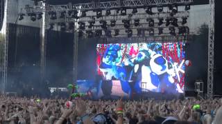 Skrillex playing Benny Benassi  Cinema Skrillex Remix  Weekend Festival Finland 1782012 [upl. by Eiramanel]