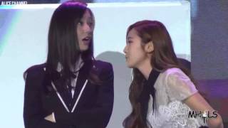 Vietsub Jessica amp Krystal Lining Fanmeeting QampA [upl. by Fidela]