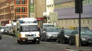 LONDON AMBULANCE OLD STYLE LDV RESPONDS TO AN INCIDENT [upl. by Lussi]