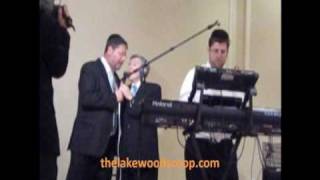 Abie Rottenberg Dveykus Singing At Wedding With Yossie Sonnenblick [upl. by Nosrej6]