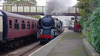 35006 passing through Winchcombe station [upl. by Ailema870]