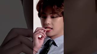 Main Duniya Bhar Ki Tarife 😍💕 Kim Taehyung  WhatsApp Status btsfan97 [upl. by Jarrid]