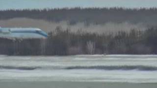 Emergency landing RouynNoranda Regional Airport CYUY [upl. by Attiuqaj]