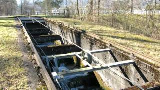 Standseilbahn Kraftwerk WildeggBrugg Boottransportanlage mit der Fischreuse unter der Standseilbahn [upl. by Dachi]