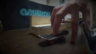 指スケ すご技 ショートクリップ 1 Insane Fingerboarding 1 [upl. by Enieledam]