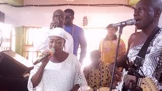 Legend Yaw Sarpong and Maame Tiwaah perform at New Jerusalem Chapel diamondorakan [upl. by Marga]