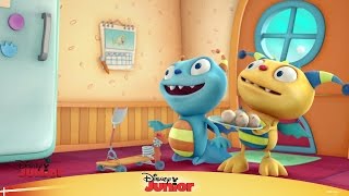 Henry Hyggemonster synger Tiden flyver når man har det sjovt  Disney Junior Danmark [upl. by Ecnedac]